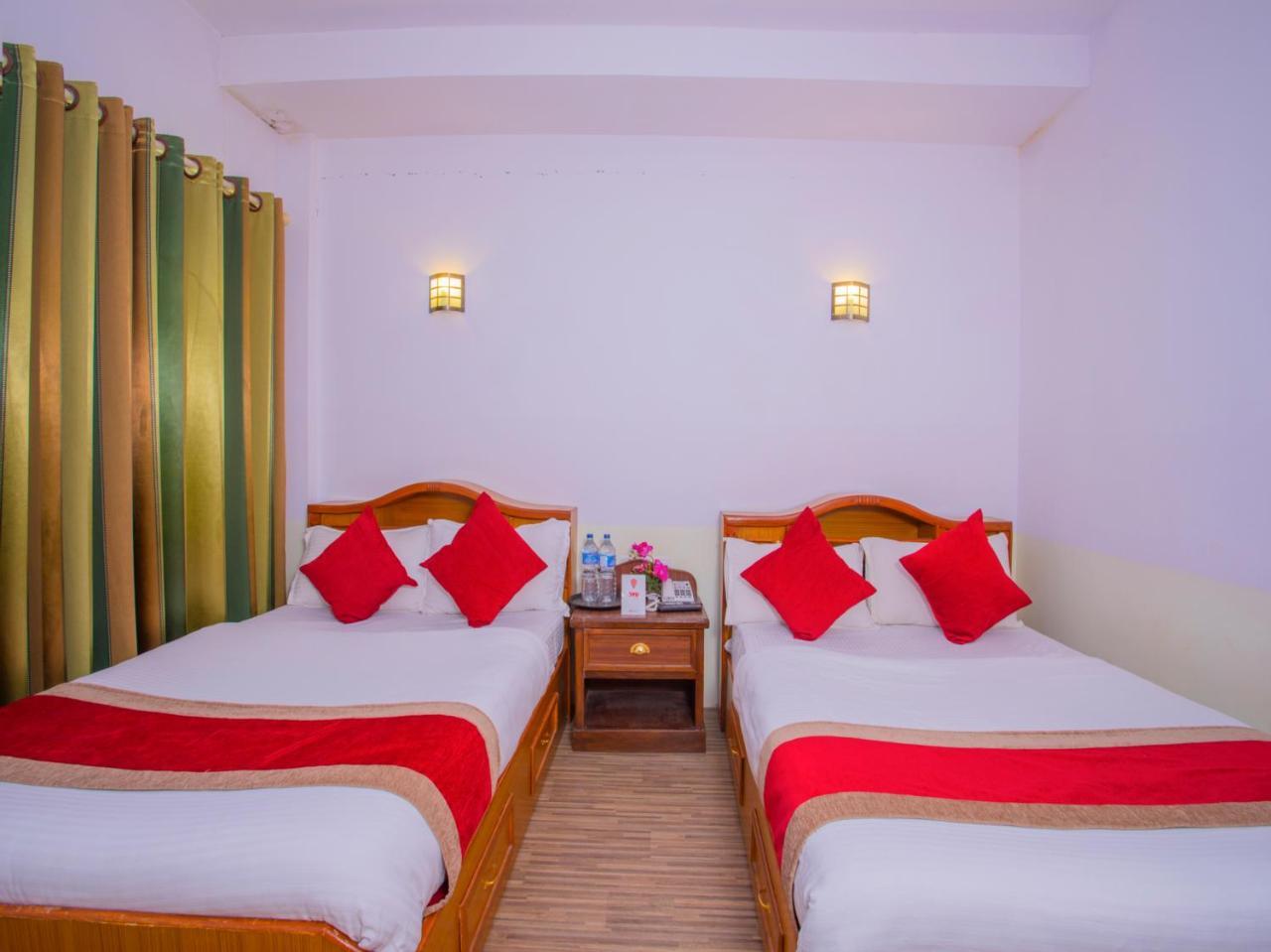 Oyo 255 White Zambala Hotel Káthmándú Exteriér fotografie