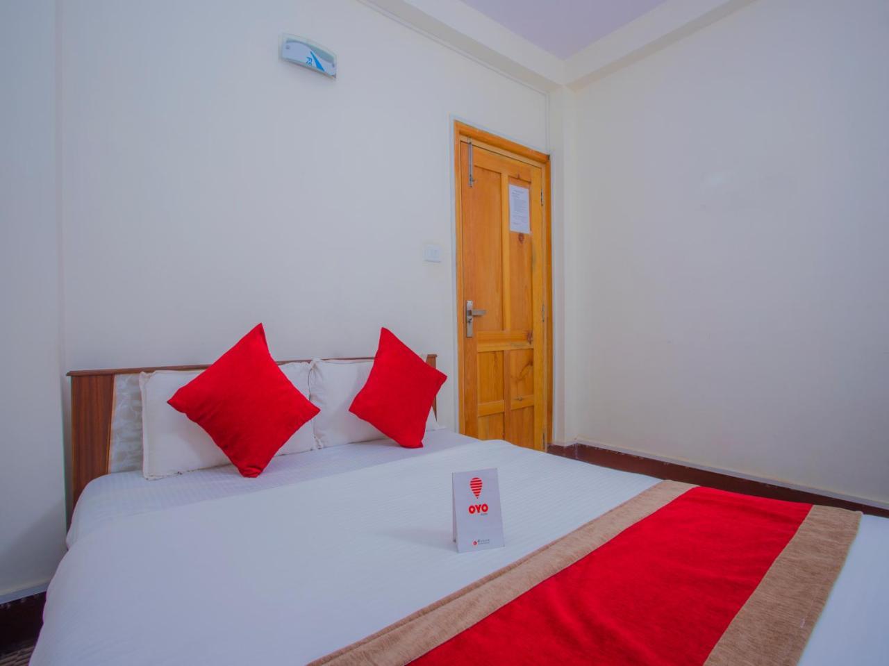 Oyo 255 White Zambala Hotel Káthmándú Exteriér fotografie